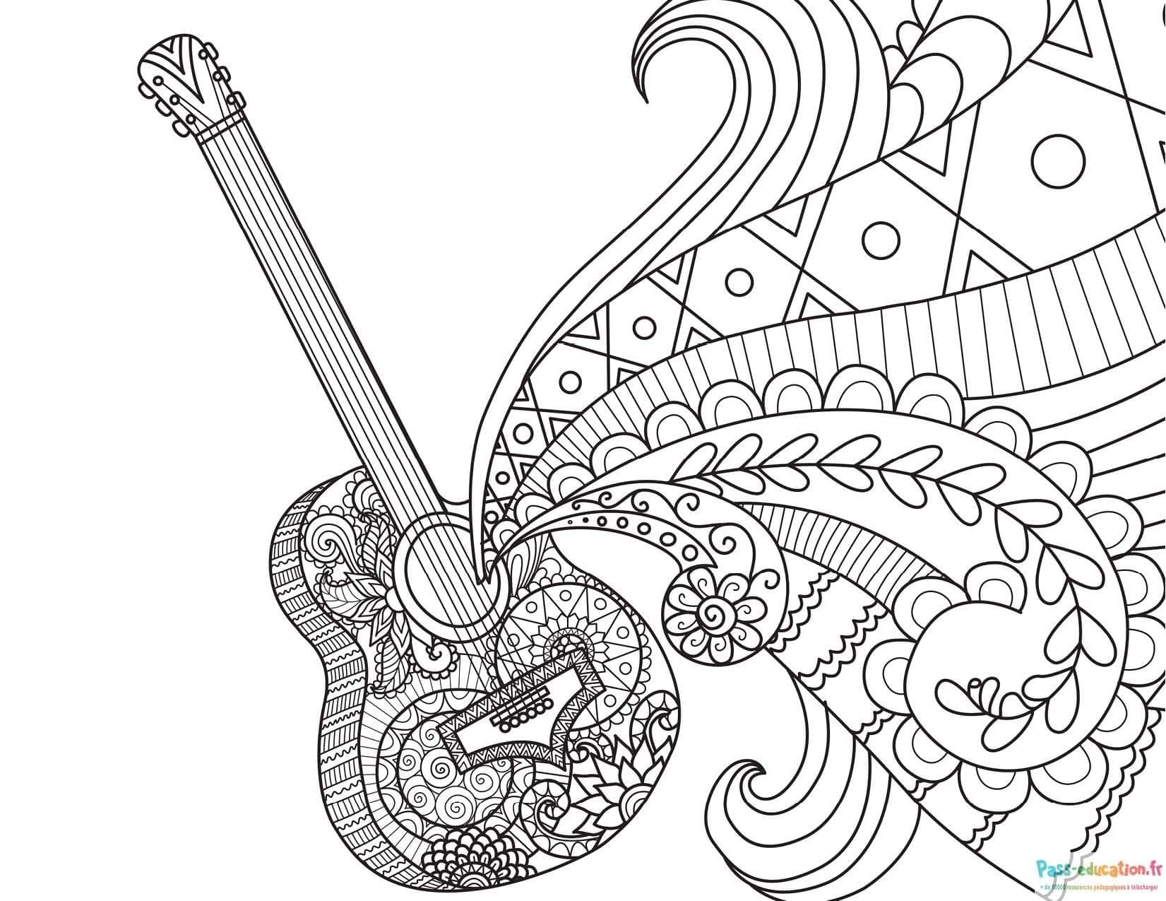 Guitare à motifs