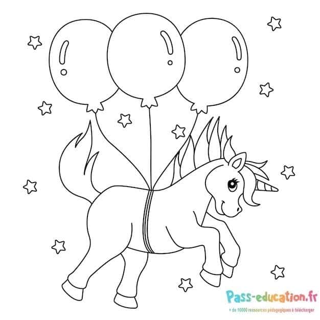 Licorne avec ballons