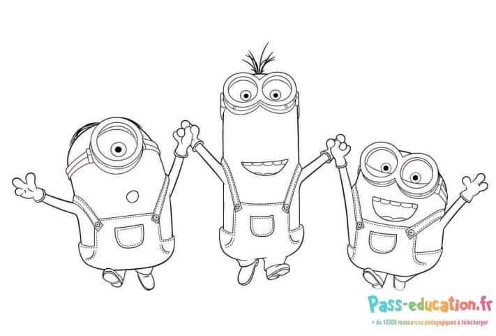 Trois Minions heureux