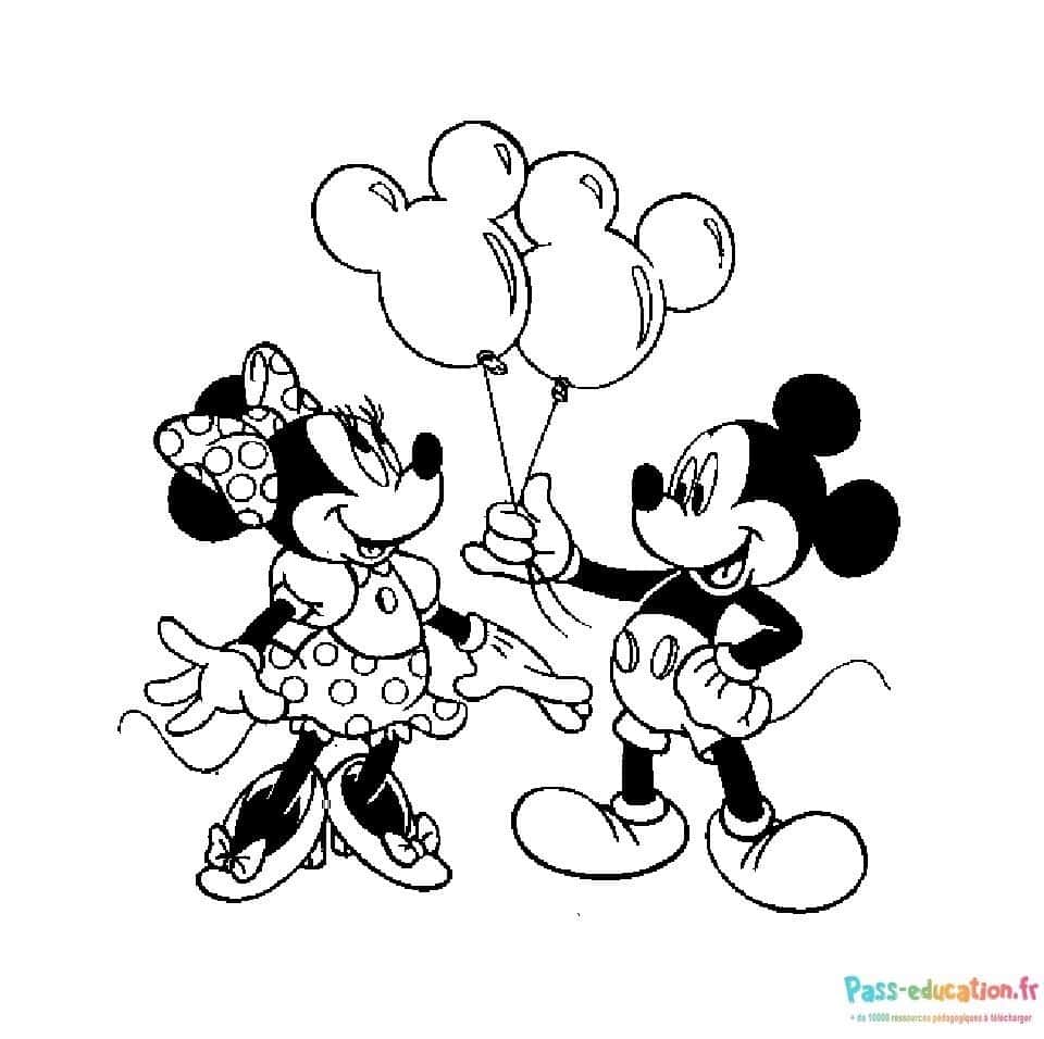 Minnie et Mickey amoureux